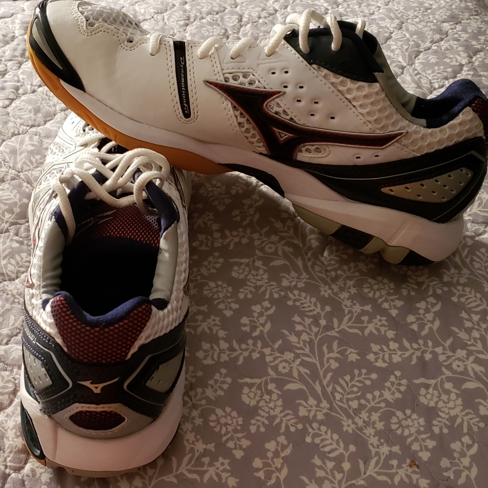 Men's Mizuno Wave Tornado 9 - Volleyball Shoes